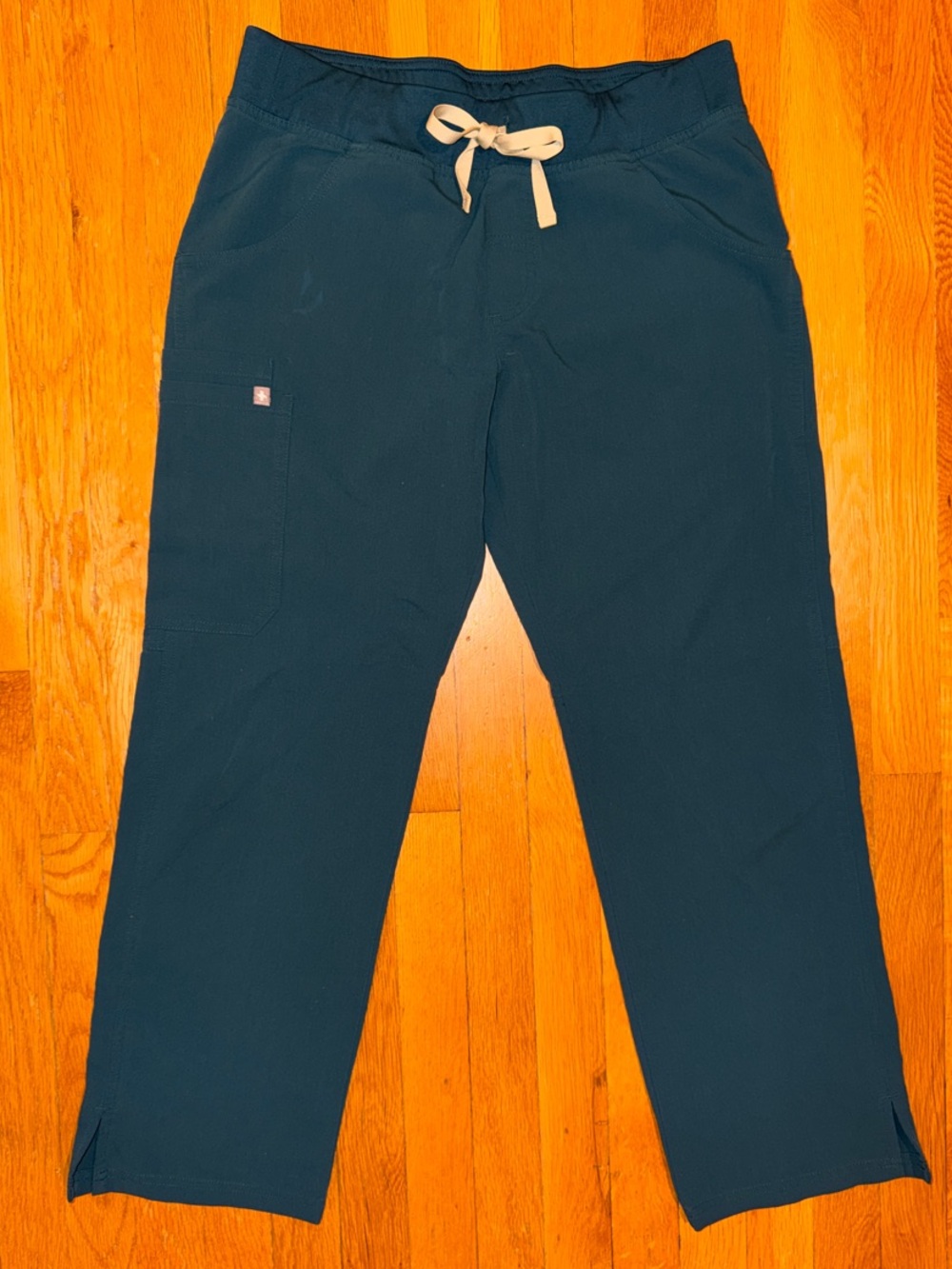 FIGS Women’s Cargo Scrub Pants- Deep Teal